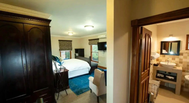 Luxo quarto varanda e com vista para a montanha Il Castello