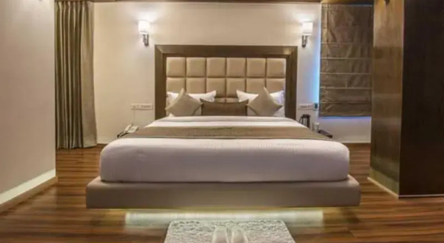 Номер Royal Hotel Aditya Park Regent