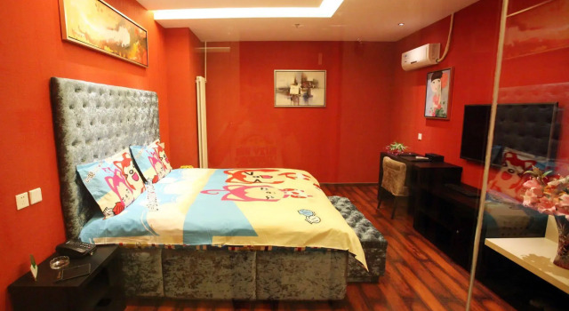 Hong Wei Yi Jia Beijing Wang Jing Hotel