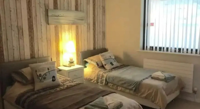 Seaside Bliss Retreat in Westward Ho!