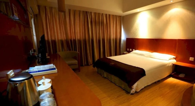 Jingyuan Hotel - Huayin, Buchen Sie Hotel Huayin Shaanxi