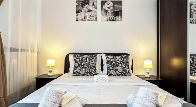 Семейные апартаменты с балконом и с видом на город Sunrise Apartments City Center