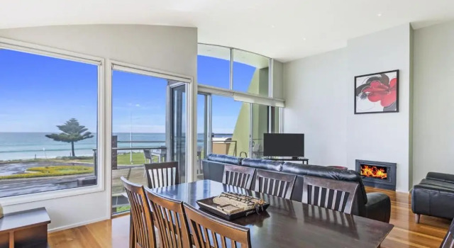 Коттедж Shemara - Idyllic East Beach property with multiple living areas
