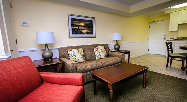 Люкс с видом на озеро Litchfield Beach & Golf Resort