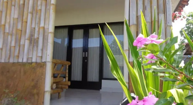 Creative Bungalows