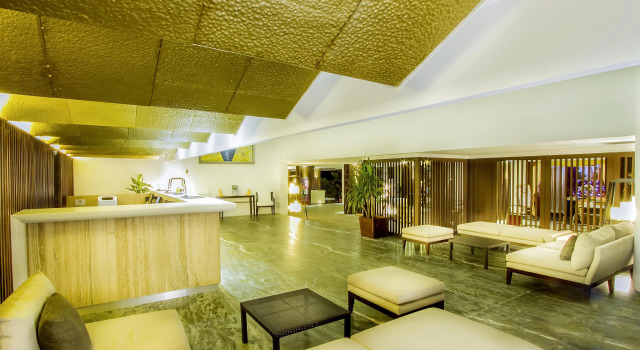 Estrella Hotel & Conference, Book Hotel Hotels in Sulawesi with Parking, Parking