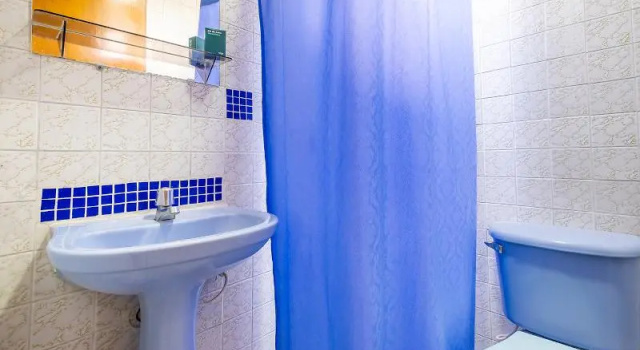 Трёхместный номер Standard Hotel Almirante