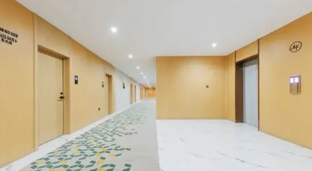 Rezen Select Hotel (Yima Lane Store, Kuitun City), Prenota Hotel Hotel a Kuytun con parcheggio, Parcheggio