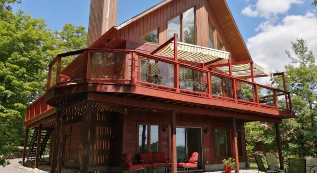 Апартаменты с видом на озеро Domaine Baie Mud