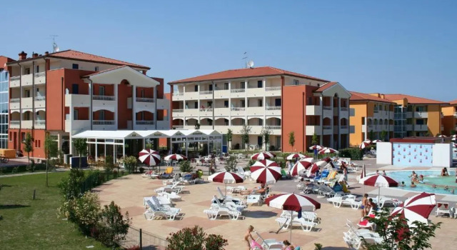Апартаменты Цокольный этаж Villaggio Ai Pini Lido Altanea