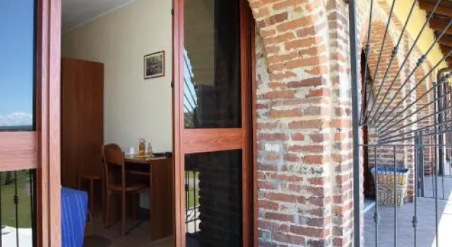 Azienda Agrituristica Buttieri Giuseppe, Varaa Hotelli Cherasco Langhe