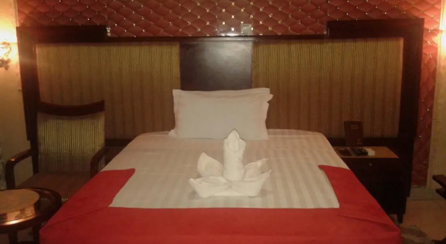 Gumare Executive Lodge, Buchen Sie Ferienhaus Gumare Ngamiland West