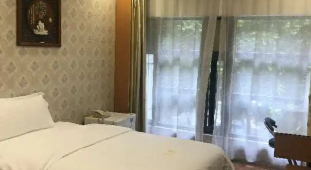 Двухместный номер Deluxe Guangzhou Meiling Hotel