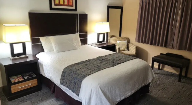 Номер Standard Monroe Motel Near Seattle Everett WA