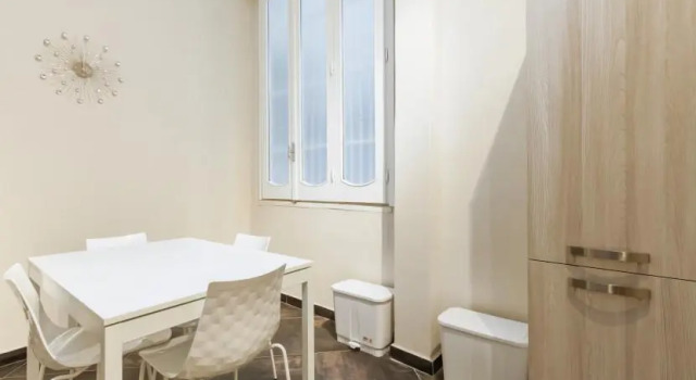 Flat 180M² 4 Bedrooms 3 Bathrooms - Naples