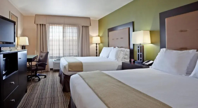 Четырёхместный номер Standard Holiday Inn Express Hotel Twin Falls by IHG