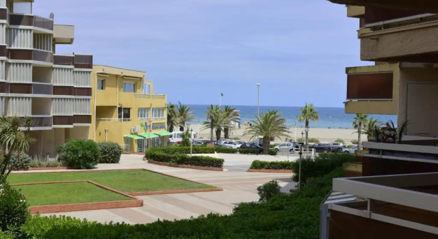 Studio POP Canet En Roussillon, Boek Appartement Hotels in Canet-en-Roussillon met parkeren, Parkeren