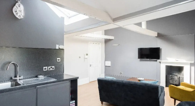 The Harbourside Loft - Stylish & Modern 1bdr Apartment in the Old City, Prenota Appartamento Harbourside Bristol