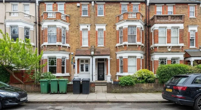 Great 1 bed Flat for 2, 10 Mins to West Hampstead, Забронировать Отель Отели Англии 3 звезды, 3*