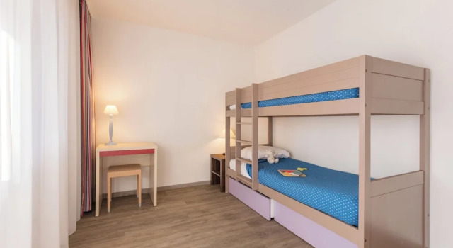 Апартаменты Résidence Pierre & Vacances Les Platanes