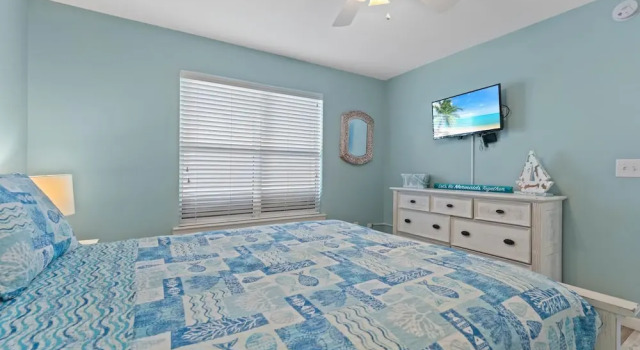 Let the Good Tides Roll 3BR 2BA 10