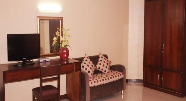 Chananthon Bed and Breakfast, Prenota Hotel Hotel a Mindanao con parcheggio, Parcheggio