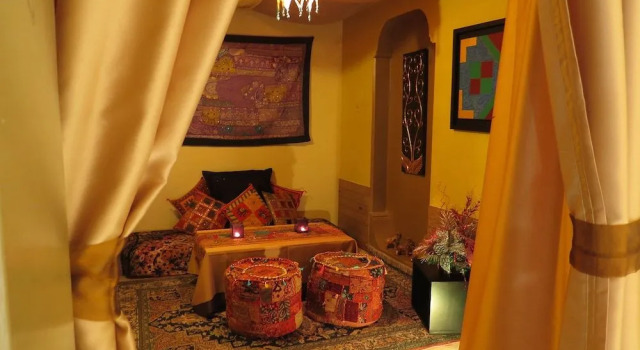 Indian Palace, Book Hotel Hotels in Cota with Parking, Parking