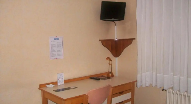 Номер Economy Hotel L'Aiglon
