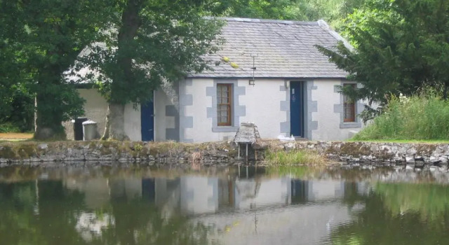 Pond Cottage, Забронировать Дом для отпуска Коттеджи Ланаркшир, Коттедж