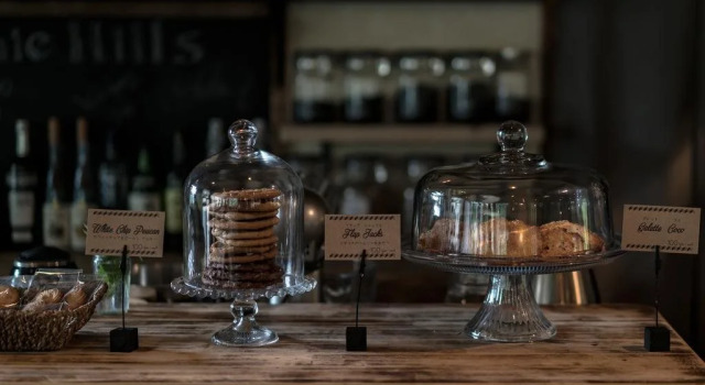Annie Hills, Buchen Sie Hotel Tateshina 