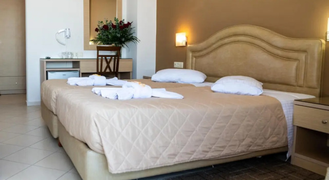 Номер Standard с балконом и с видом на море Kronos Hotel