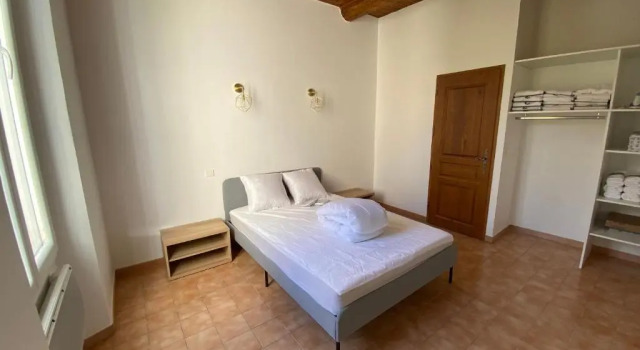 Апартаменты Très beau appartement au centre historique de Riez