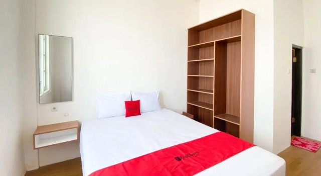 RedDoorz Near Sondokoro Agrotourism Karanganyar, Boek Hotel Karanganyar Central Java