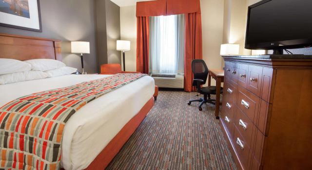 Номер Standard Drury Inn & Suites Columbus Grove City