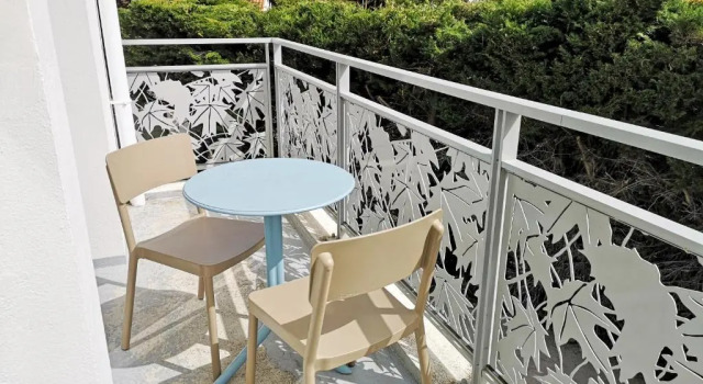 Трёхместный номер Standard с балконом Vent dEden Park Hôtel