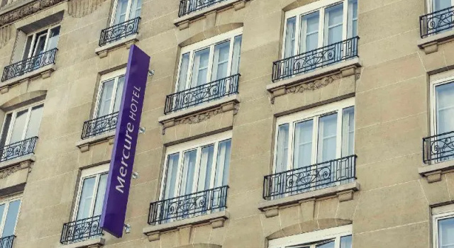 Mercure Yibin Port, Book Hotel Hotels in Yibin with Parking, Parking