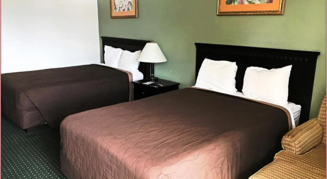 Четырёхместный номер Standard Stay Inn - Bartow
