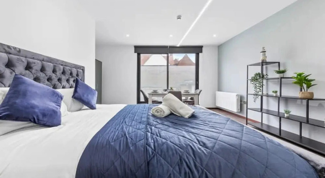 Коттедж Modern Spacious Sleeps 4 Studio Golders Green