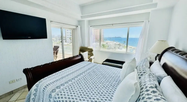 Номер Standard Spectacular 1 Bedroom Condo on Sandy Beach at Las Palmas Resort G-402 1 Condo by RedAwning