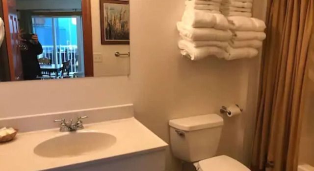 Трёхместный номер Deluxe Longliner Lodge and Suites