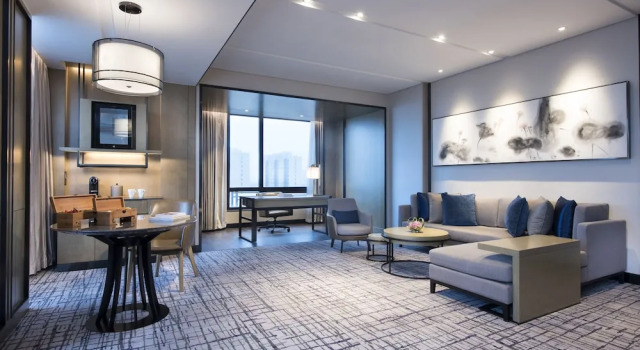 Люкс Crowne Plaza Shanghai Pujiang by IHG