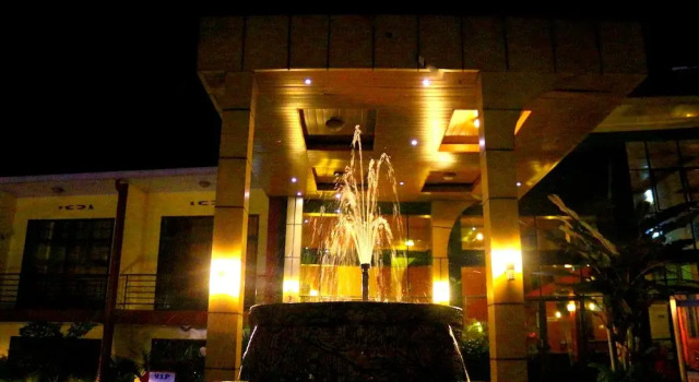 Hotel Hilltop Country Club