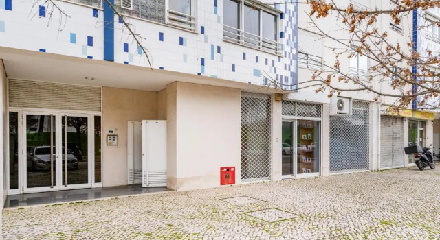 Lisboa, Cidade, Elegant Apartment with Air Cond, Free WIFI and Near Metro, by IG, Забронировать Апартаменты/квартира Апартаменты Лиссабона, рядом с Стадион «Жозе Алваладе», Апартаменты/квартира