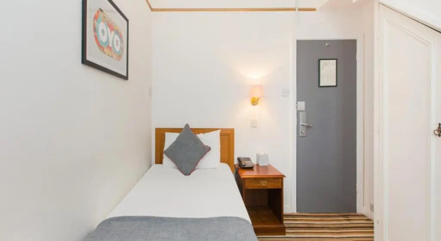 Двухместный номер Economy с видом на море OYO Stade Court Hotel