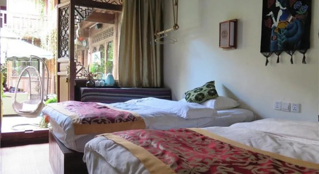 Wenxin Xiaozhu Inn, Prenota Hotel Hotel a Lijiang con parcheggio, Parcheggio