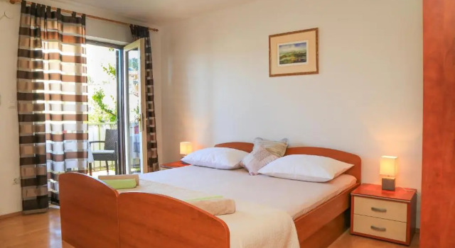 Апартаменты с 2 комнатами с балконом и с видом на море Apartments Marika