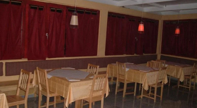 Hotel Ambassade des Parcelles