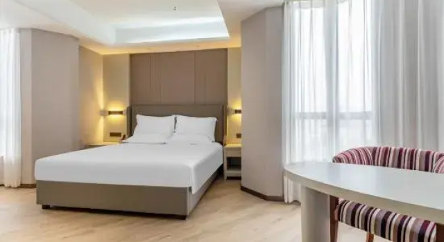 Suite Business Hongwei Hotel