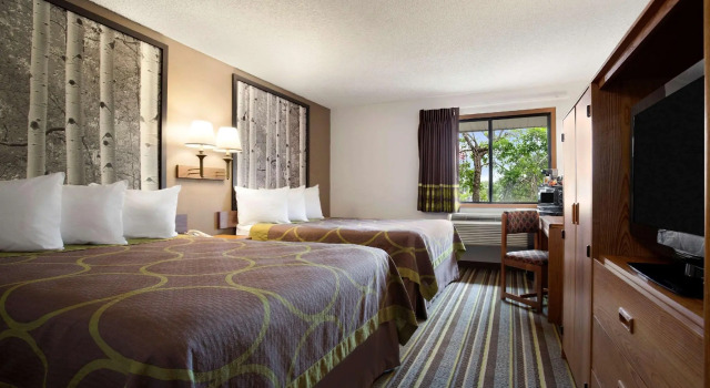 Четырёхместный номер Standard Super 8 by Wyndham Westminster Denver North