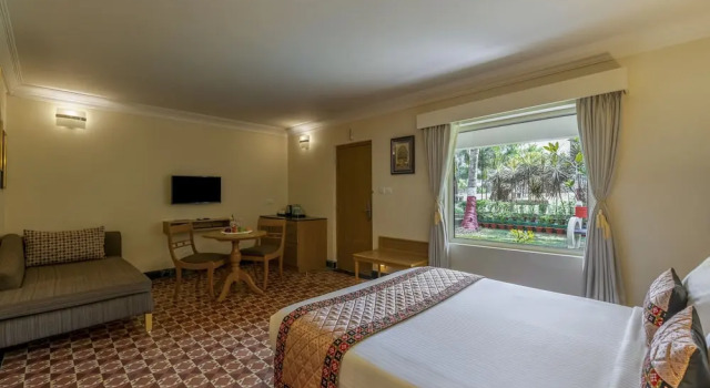 Habitación Clásica con balcón Sterling Puri